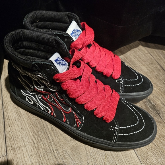 Vans ComfyCush Sk8-Hi 'Ignition - Picture 2 of 11